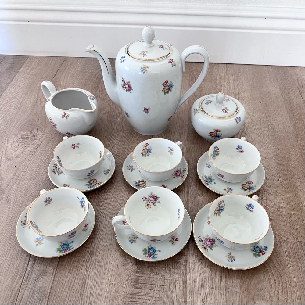 13 PCs Johann Haviland Bavaria Tea set Teapot Creamer Sugar Bowl Teacups Saucers
